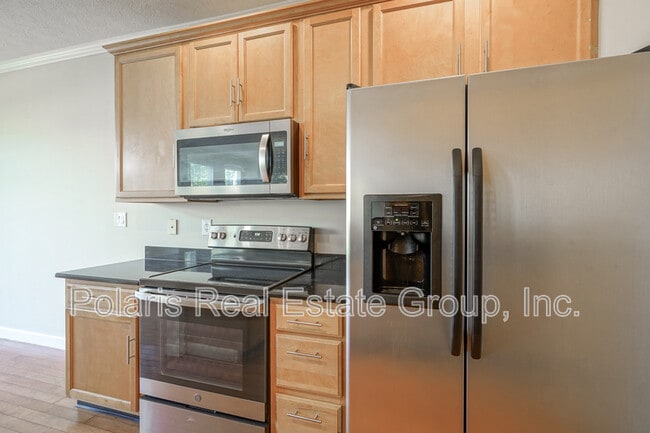 Building Photo - 4084 Weston Pointe Dr