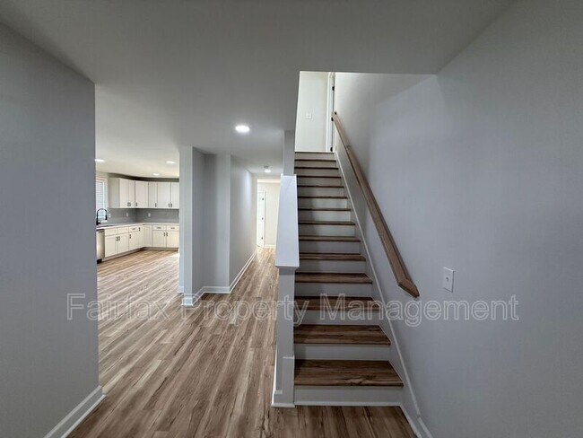 Building Photo - 312 Price Ave