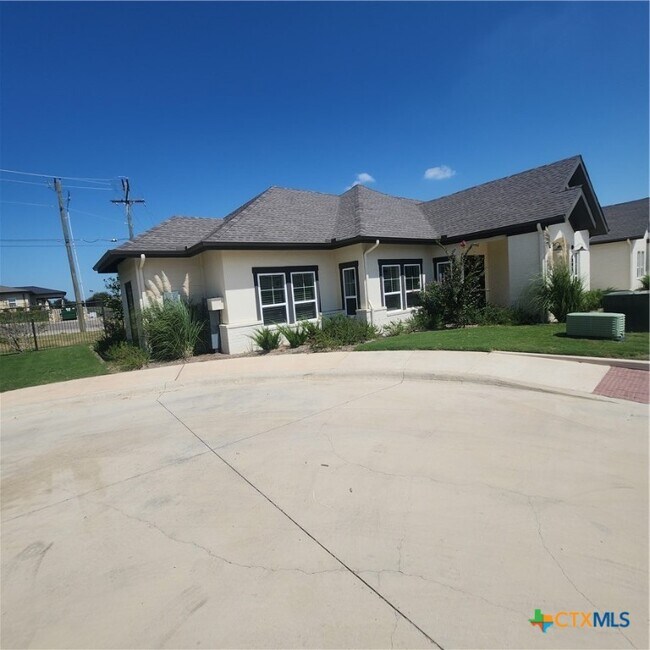 Building Photo - 475 River Fair Blvd