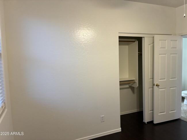 Building Photo - 24775 W Dove Trail