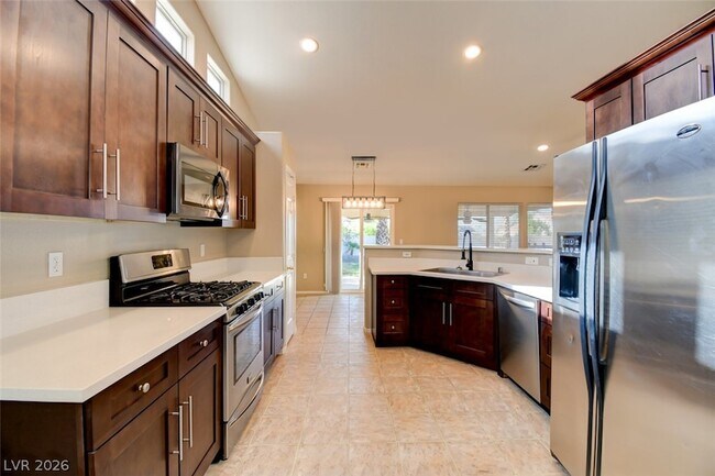 Building Photo - 3719 Maple Creek Ave