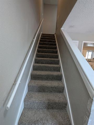 Building Photo - 514 E Belt Line Rd