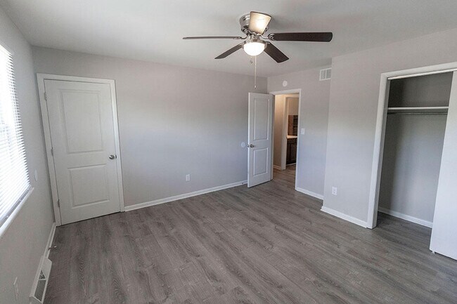 Building Photo - 1219 Player Pl