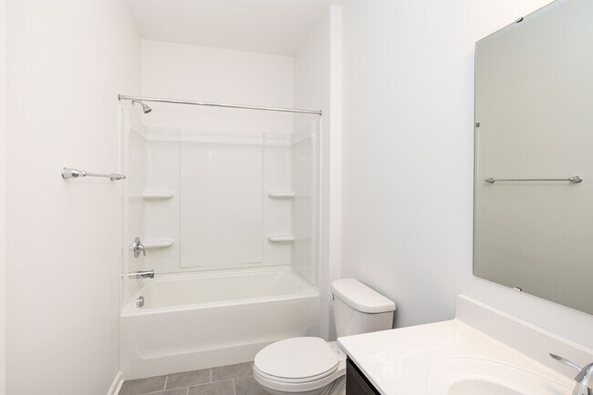 Building Photo - BEAUTIFUL 3 Bedroom Home - Stonebridge Fairways - AVAILABLE NOW