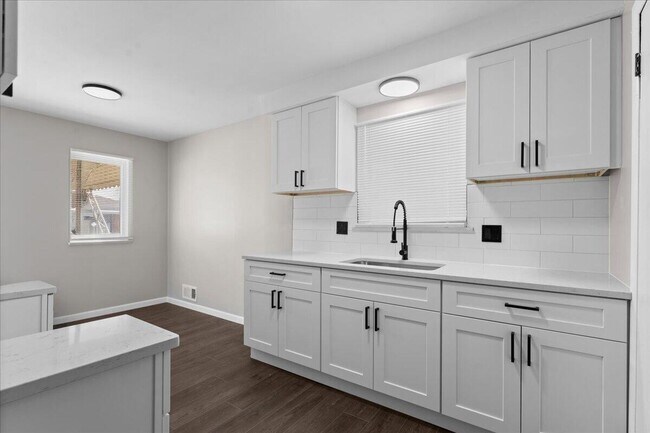 Building Photo - 20247 Griggs St