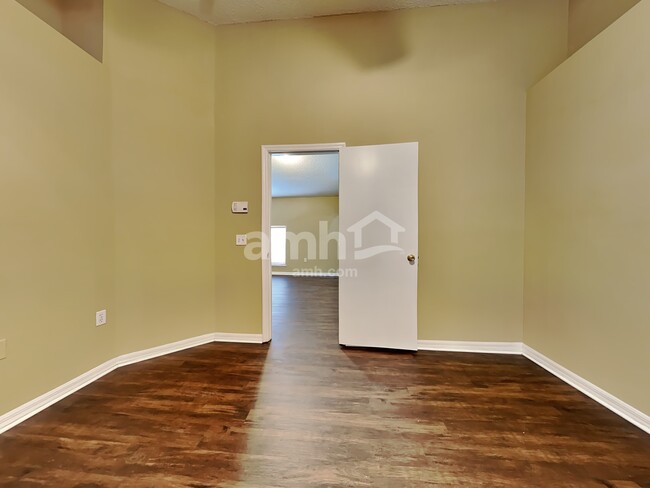 Building Photo - 9127 Mt Arlington Ct