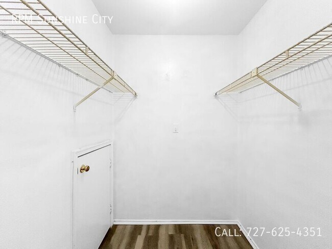 Building Photo - 1400 Gandy Blvd N