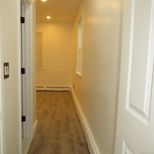 Building Photo - 70 Dobbs Ferry Rd