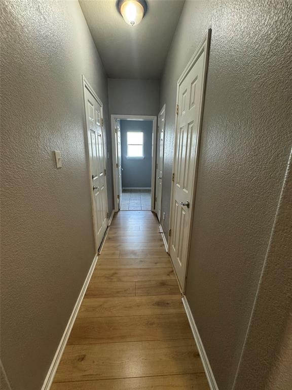 Building Photo - 2406 Brookhollow Terrace