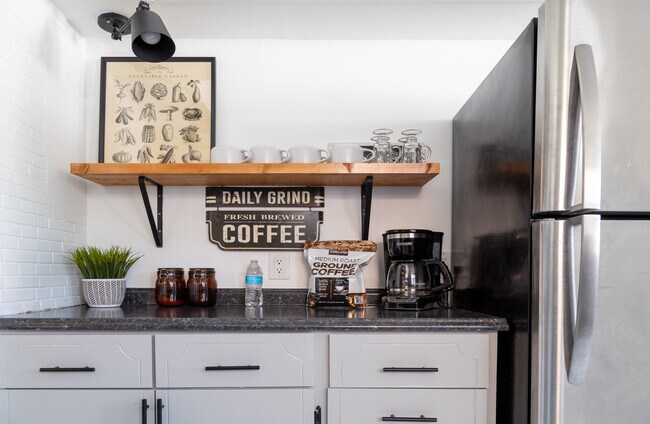 Building Photo - 5825 S Grand Blvd