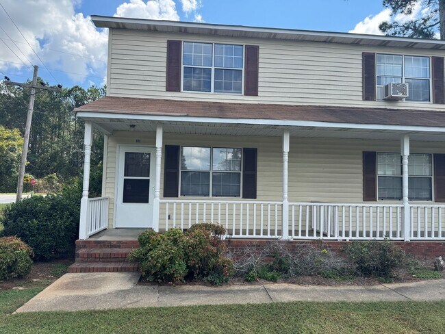 Building Photo - 101 Country Village Ct