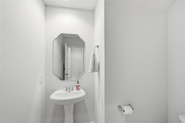 Building Photo - 6132 Bursey Rd