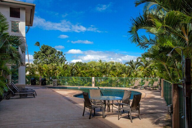 Building Photo - Fully Furnished 2 Bed/ 2 Bath Hale Kanani ...