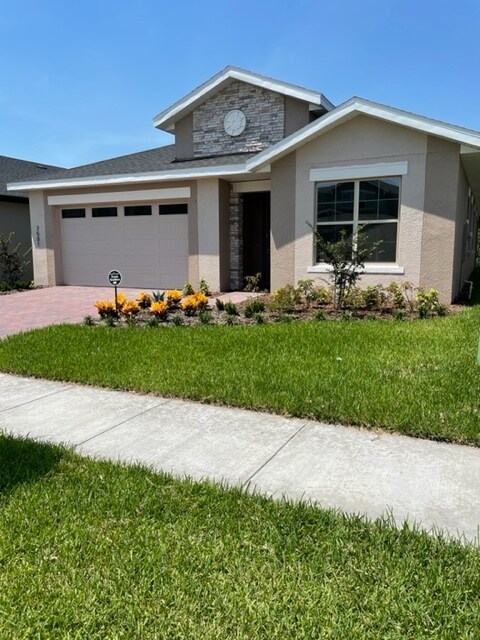 Building Photo - 7501 Wing Span Wy
