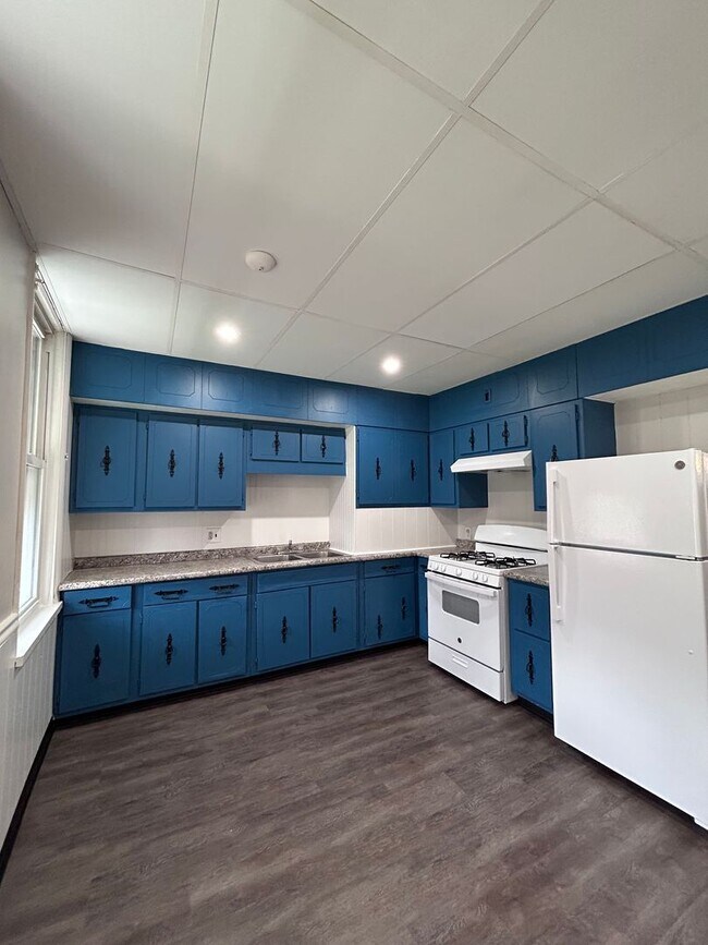 Building Photo - roc2107