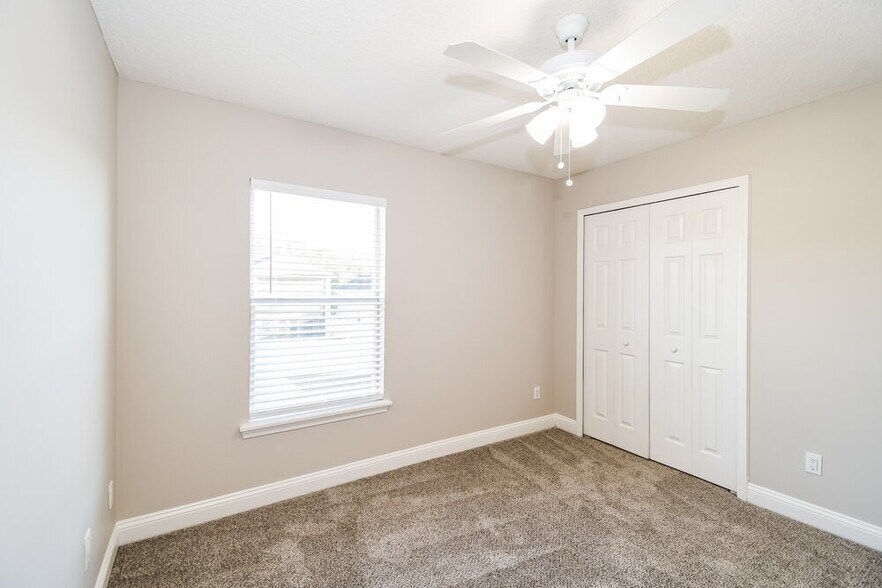 Building Photo - 1259 Bedrock Dr