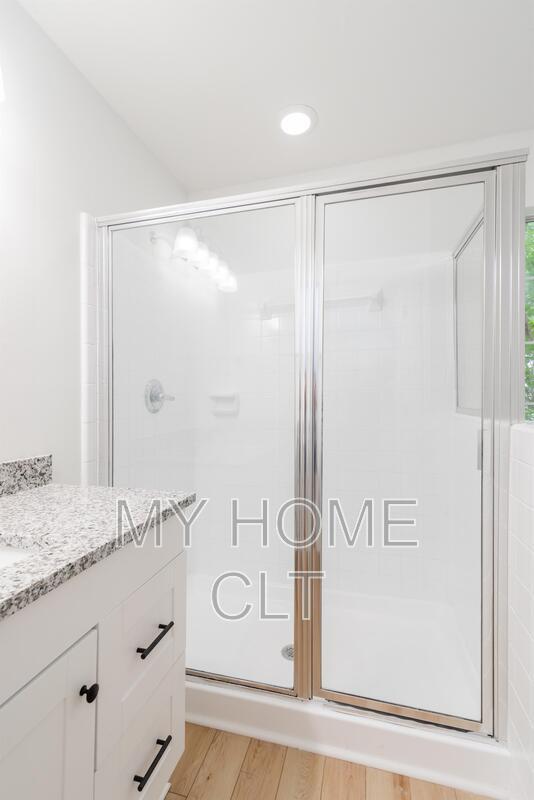 Building Photo - 8413 Woodford Bridge Dr