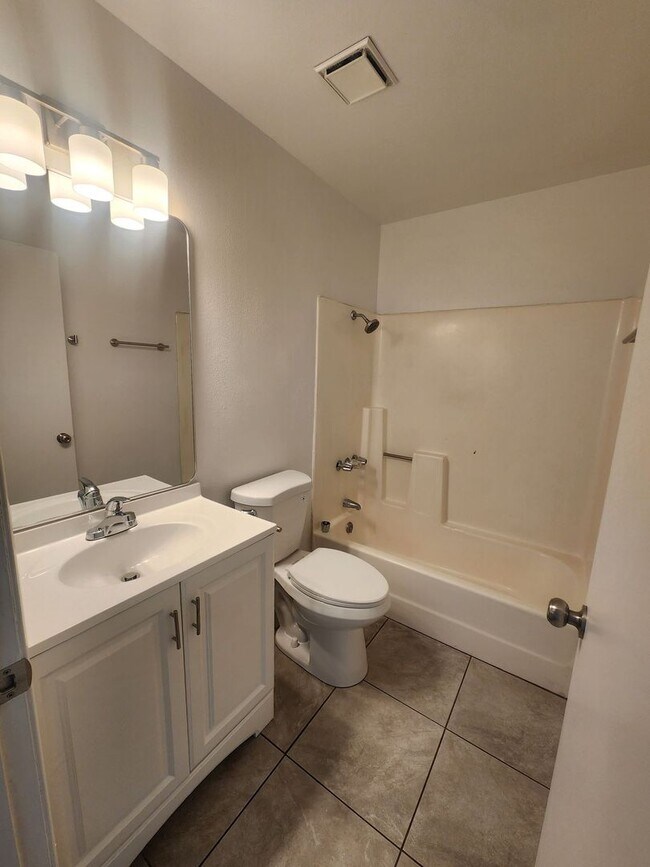 Building Photo - 6349 Ocotillo Ave
