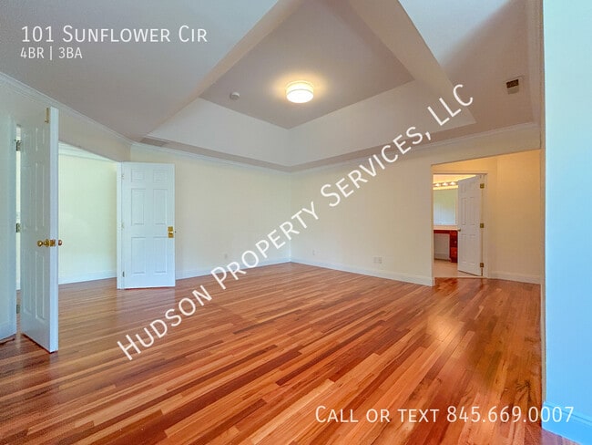 Building Photo - 101 Sunflower Cir