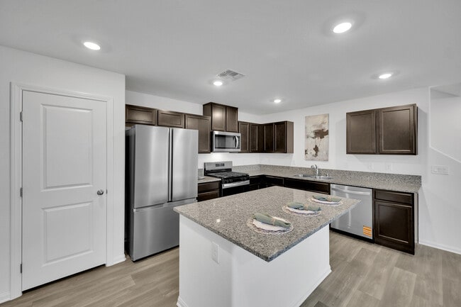 Building Photo - 6050 Swift Lariat St