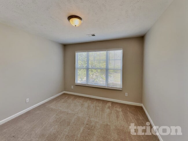 Building Photo - 130 Ivy Hill Ln