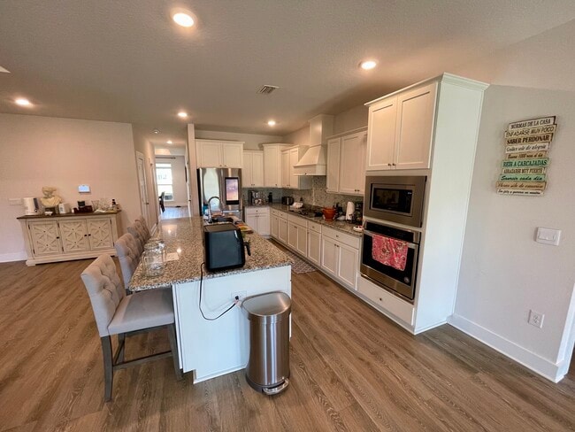 Building Photo - 3533 Sailfish Dr