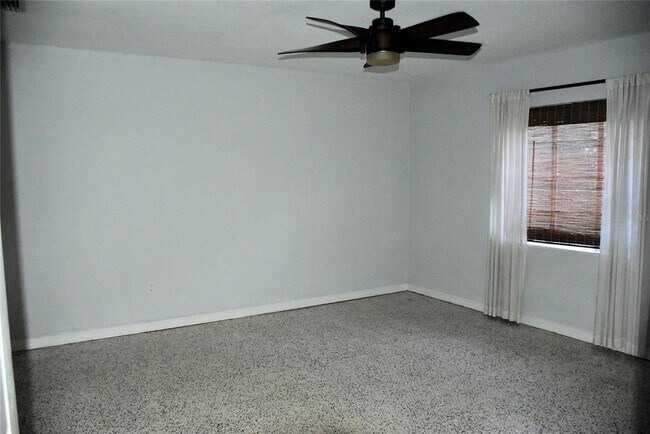 Building Photo - 263 Blossom Ln