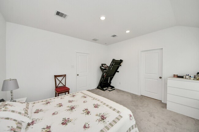 Building Photo - 21927 Citrus Grove Ct