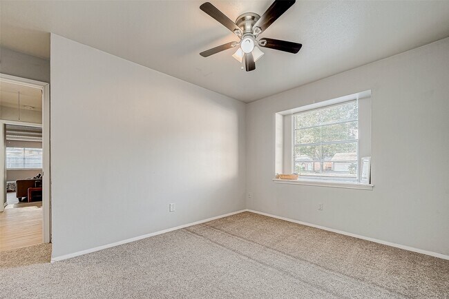 Building Photo - 4731 Casemont Dr