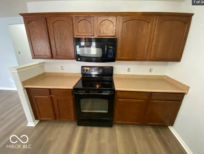 Building Photo - 12220 E 141st St