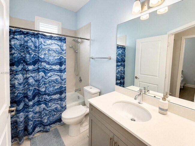 Building Photo - 4922 NW 48th Terrace