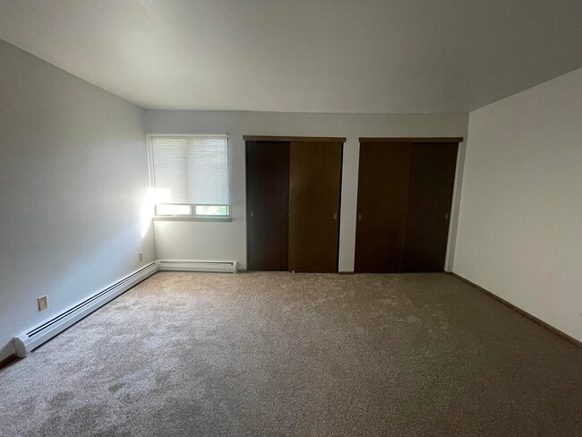 Building Photo - 6179 W Cold Spring Rd