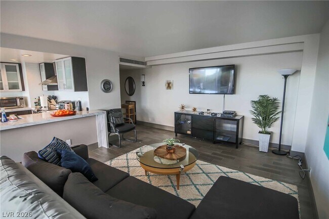 Building Photo - 3111 Bel Air Dr