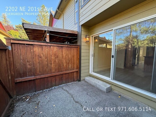 Building Photo - 2202 NE 201st Ave