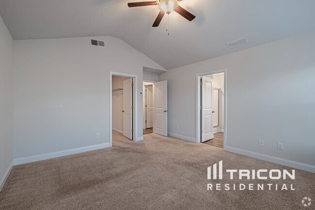 Building Photo - 479 Trickum Hill Dr
