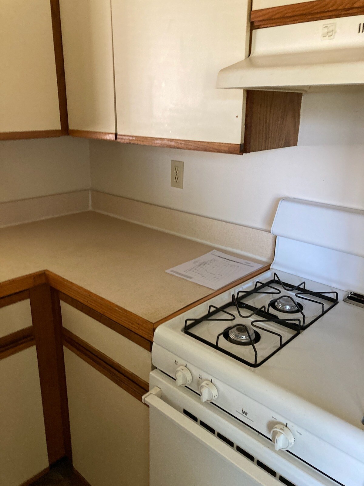 kitchen - 203 S Center St