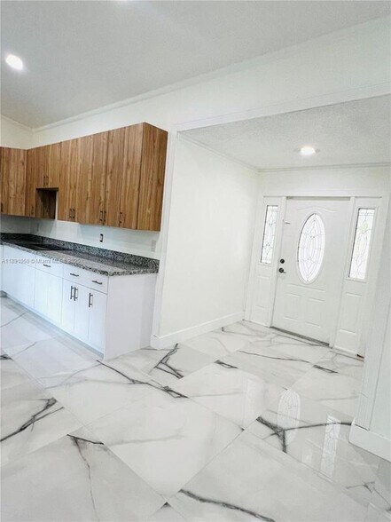 Building Photo - 26205 SW 133rd Ct
