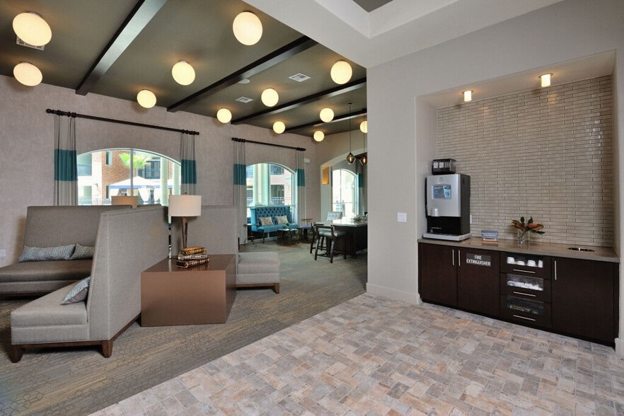 Building Photo - Harmony Park