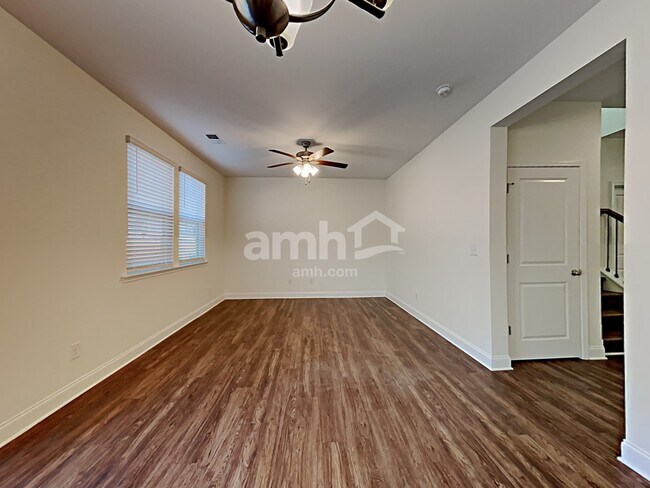Building Photo - 108 Ashton Dr