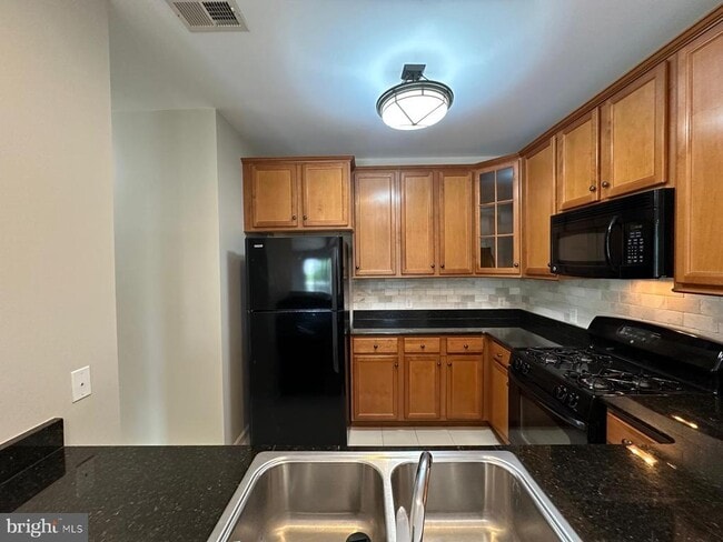 Building Photo - 1424 Colts Cir