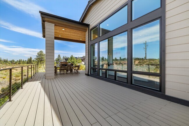 Building Photo - Tetherow Luxury 4 Bedroom Home