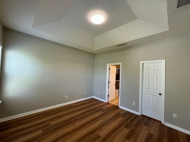 Building Photo - Beautiful 3 bedroom home in Port Orange