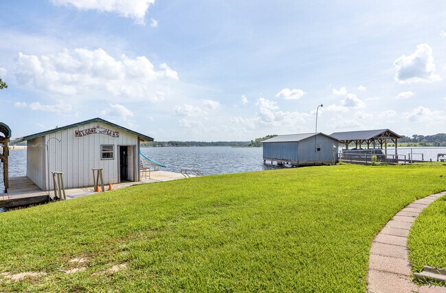 Building Photo - 22248 Lounette Dr