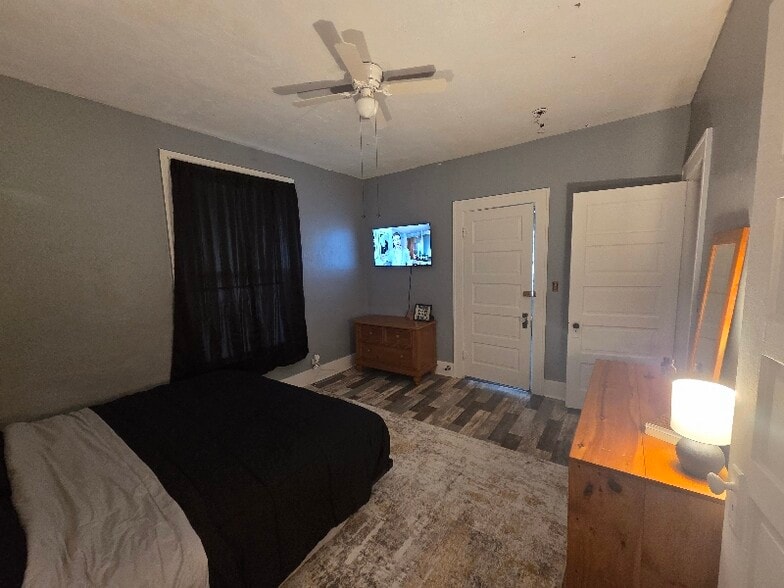 Building Photo - 311 N Blanche St