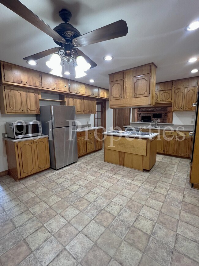 Building Photo - 4958 Forest Hill Irene Rd
