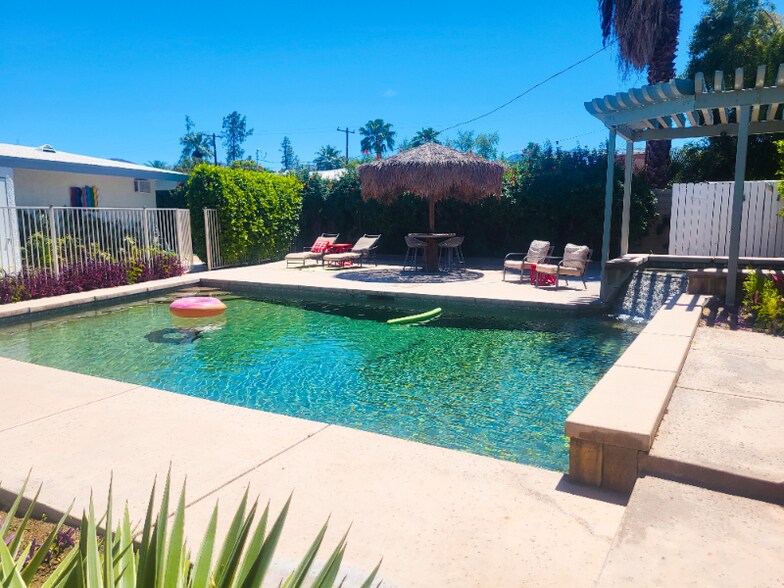 Building Photo - 72883 Sierra Vista Dr