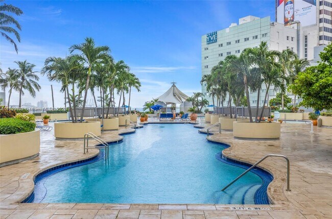 Building Photo - 244 Biscayne Blvd