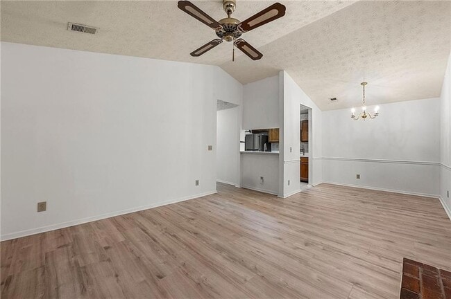Building Photo - 1306 McClelen Way