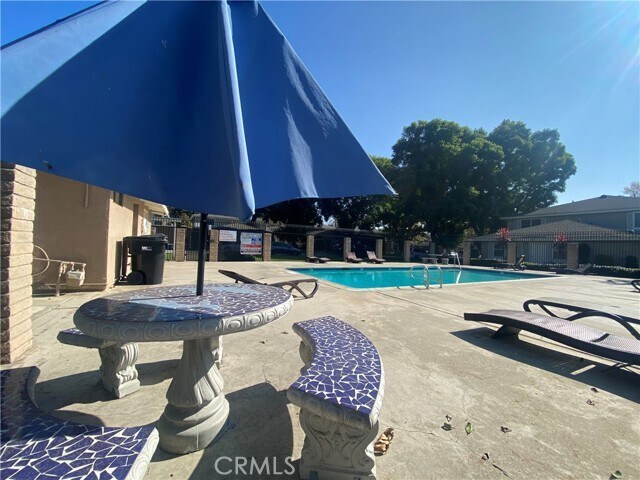 Building Photo - 2366 Lomeli Ln