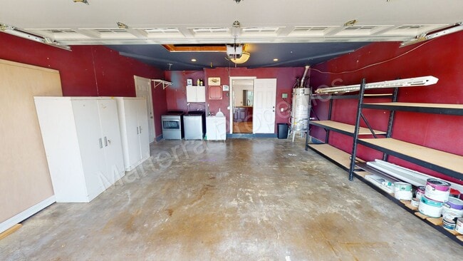 Building Photo - Beautiful 3 Bedroom Home in Huntington Beach